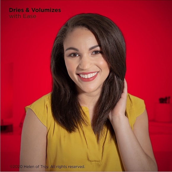 REVLON Mint Edition One-Step Dryer & Volumizer - Picture 8 of 10